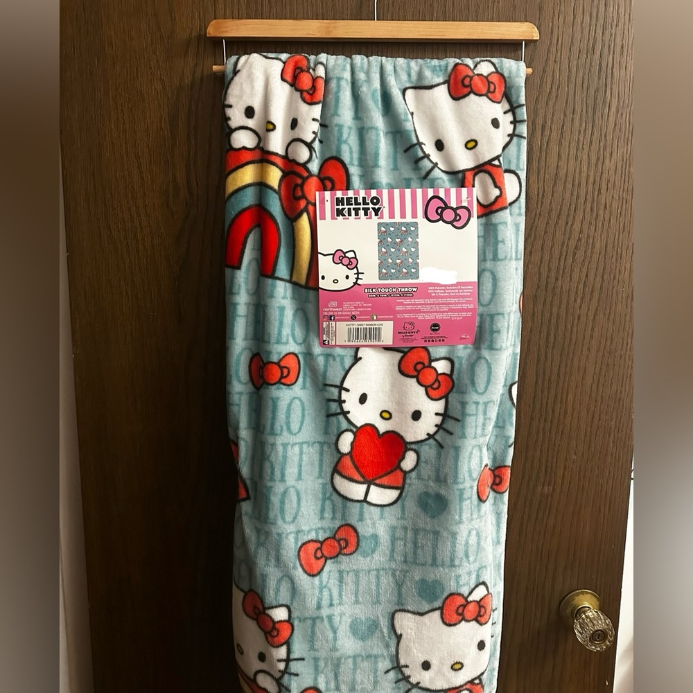Hello Kitty Valentines Blanket - Blue